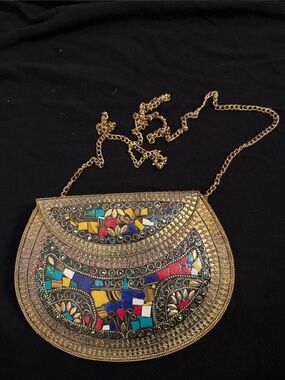 Multicolor mosaic metal clutch